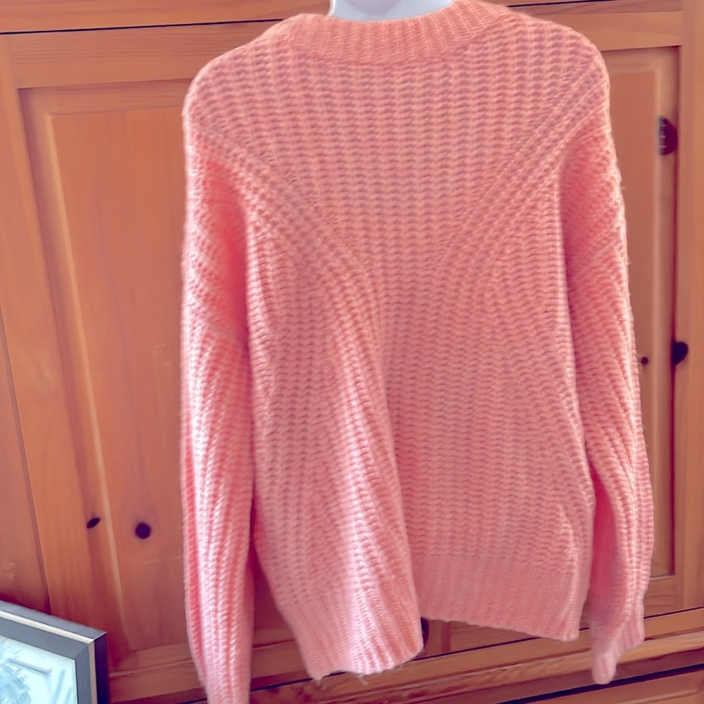 Pink Sweater πΈπ - Picture 14 of 16